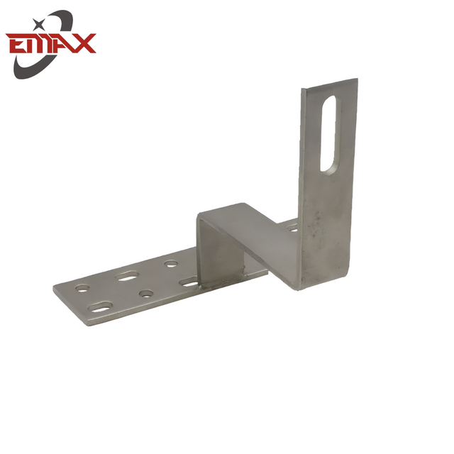 Dakhaken en metalen onderdelen op zonne-energie: precisiestempelen en fabricage 