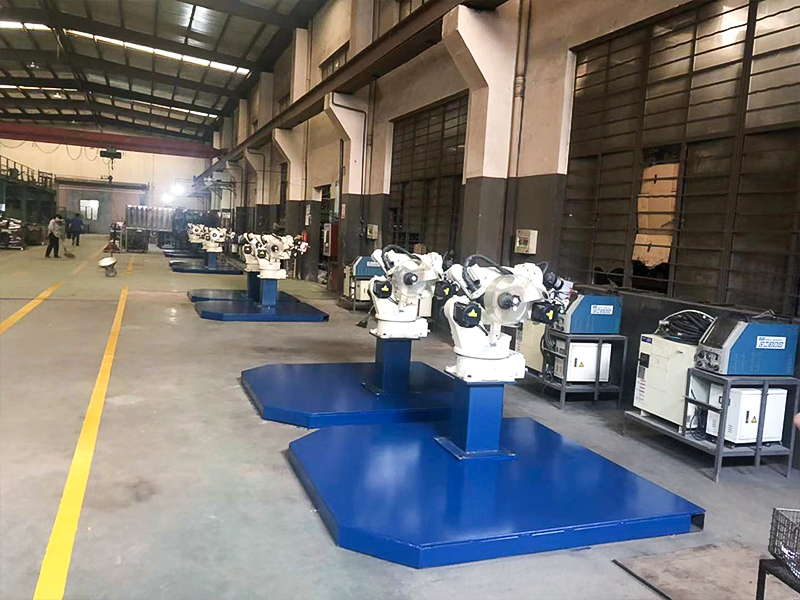 Emax heeft vandaag 10 sets robotlasmachines gekocht