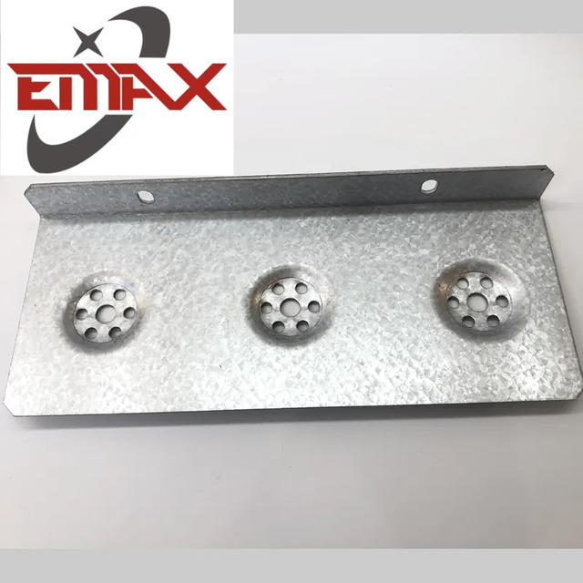 Geperforeerd geponst metaal stempelen Gegalvaniseerd hoekstaal Fabricage Aluminiumplaatdeel voor industriële landbouw